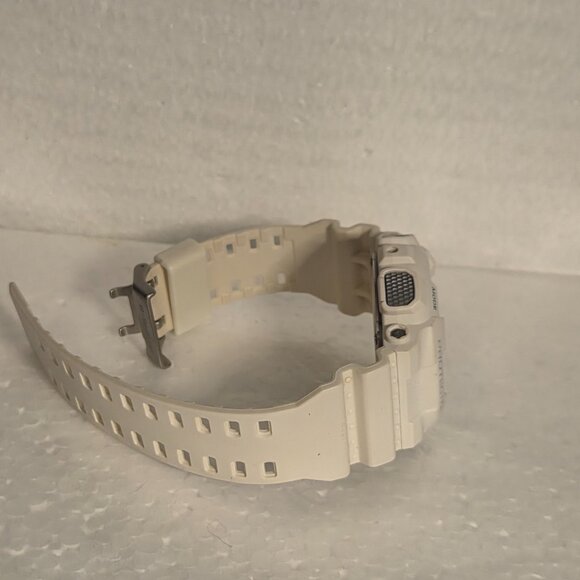 Casio G Shock NWOT condition Matte white - Picture 8 of 11